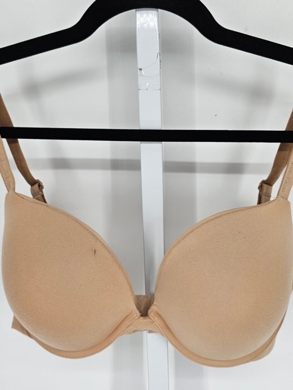 Calvin Klein Womens Sz 36D Lightly Padded Classic T Shirt Bra Beige